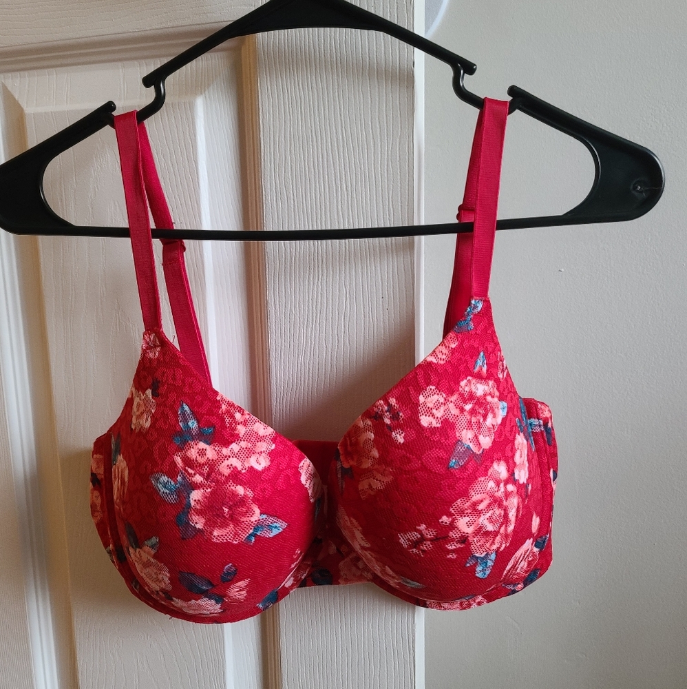 VS PINK Wear Everywhere Push-up 36DD